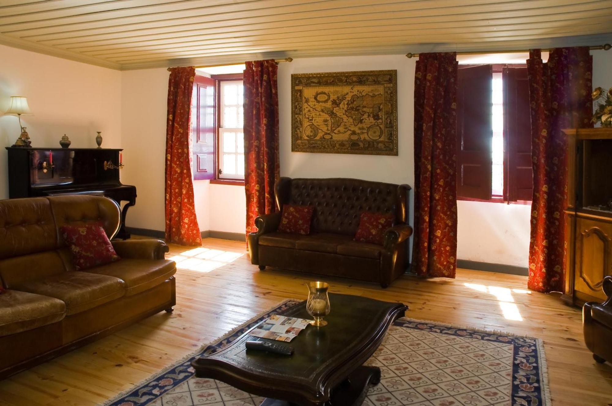 Solar Dos Caldeira E Bourbon Guest House Zebras ภายนอก รูปภาพ